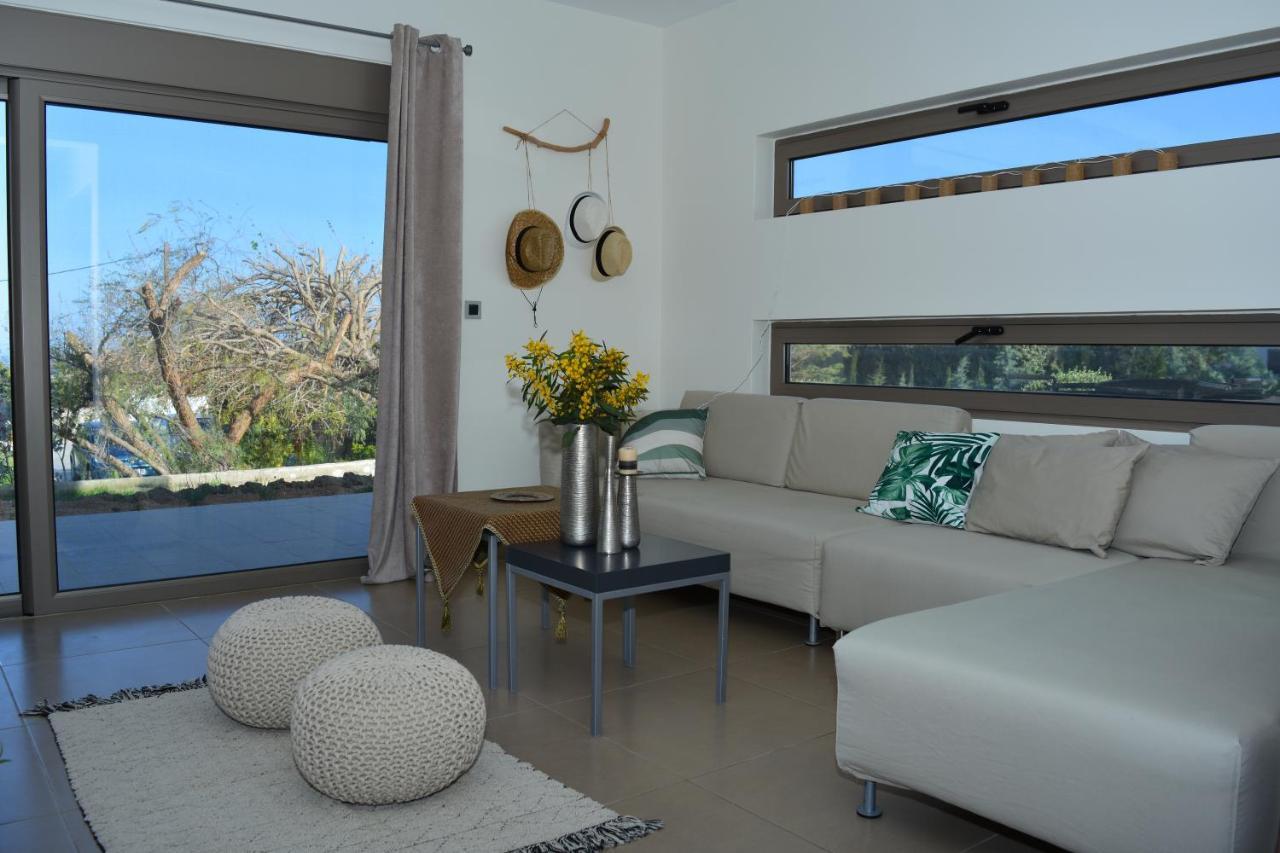 Home21 Villa Asgourou